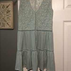 Like new. Boutique Tank